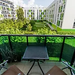 First -- żoliborz 5 Warschau