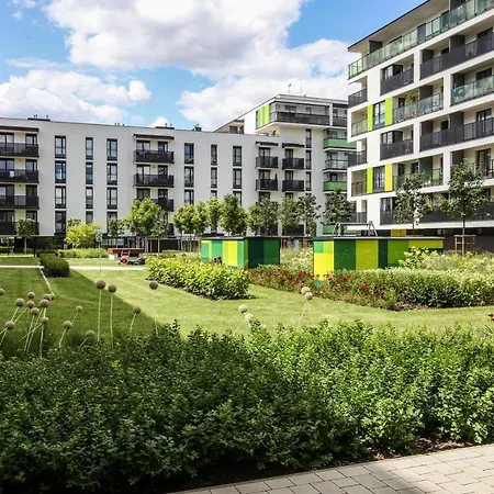 First -- Zoliborz 5 Lejlighed *