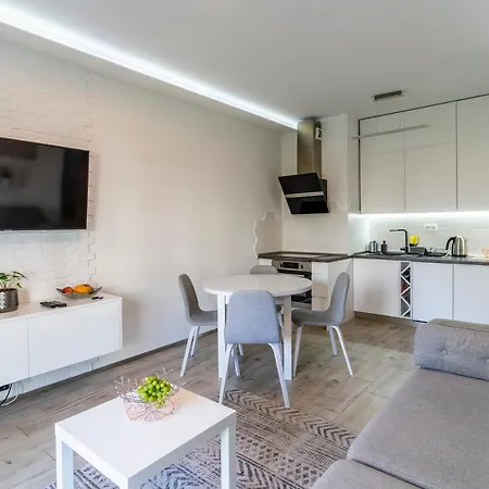 Apartment First -- Zoliborz 5 Warsaw