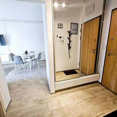Apartment First -- Zoliborz 5 *